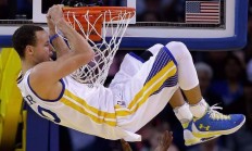 九游官网-灰熊鏖战勇士，孙铭徽高光表现，一场定义职业生涯的战役