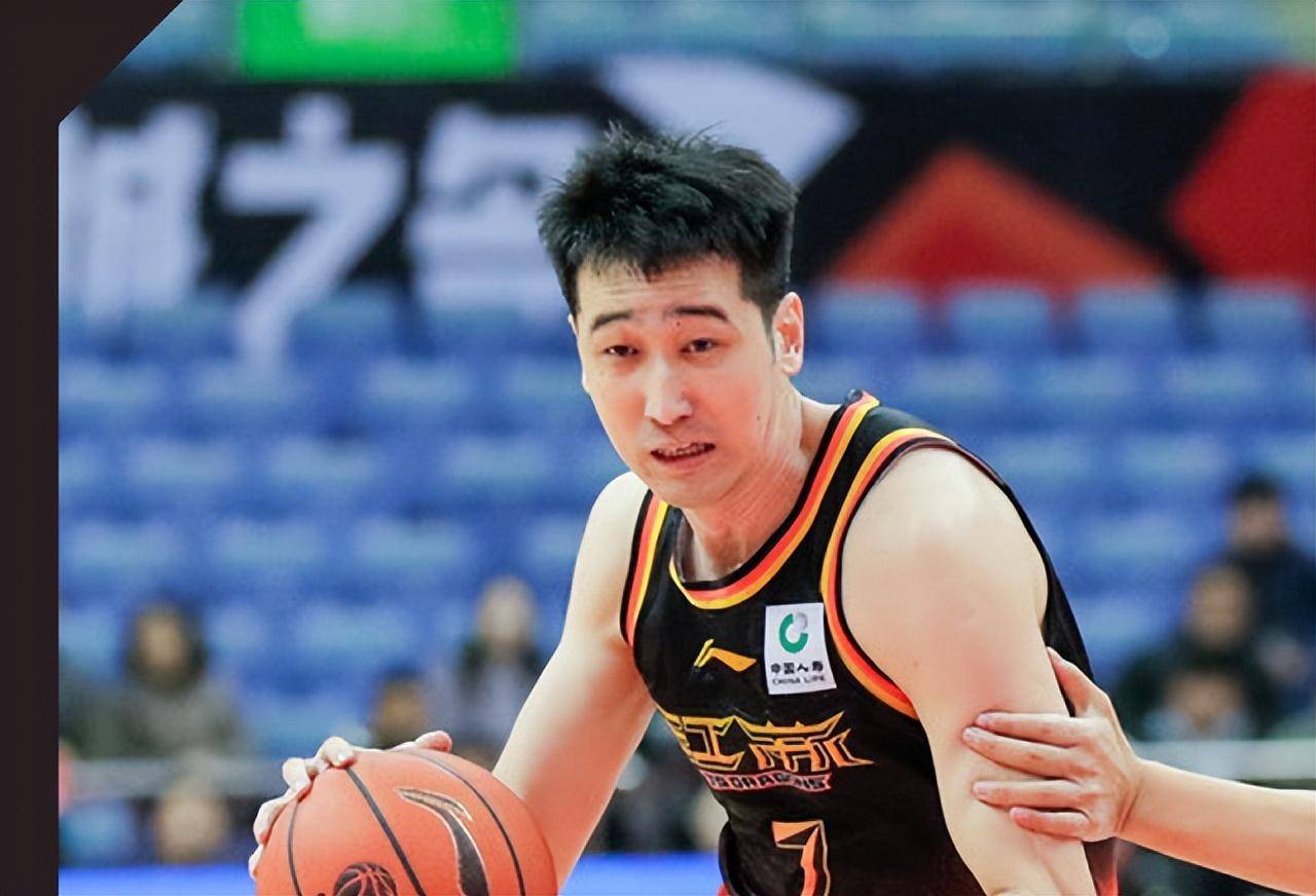 海口比达华迎来关键战，球队士气高涨，教练发挥战术优势的简单介绍