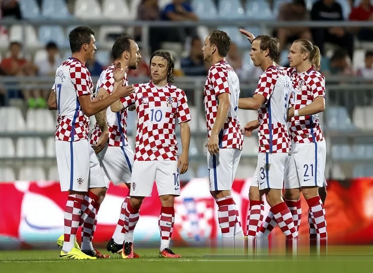 包含直布罗陀队在欧国联比赛中力克对手，取得胜利的词条