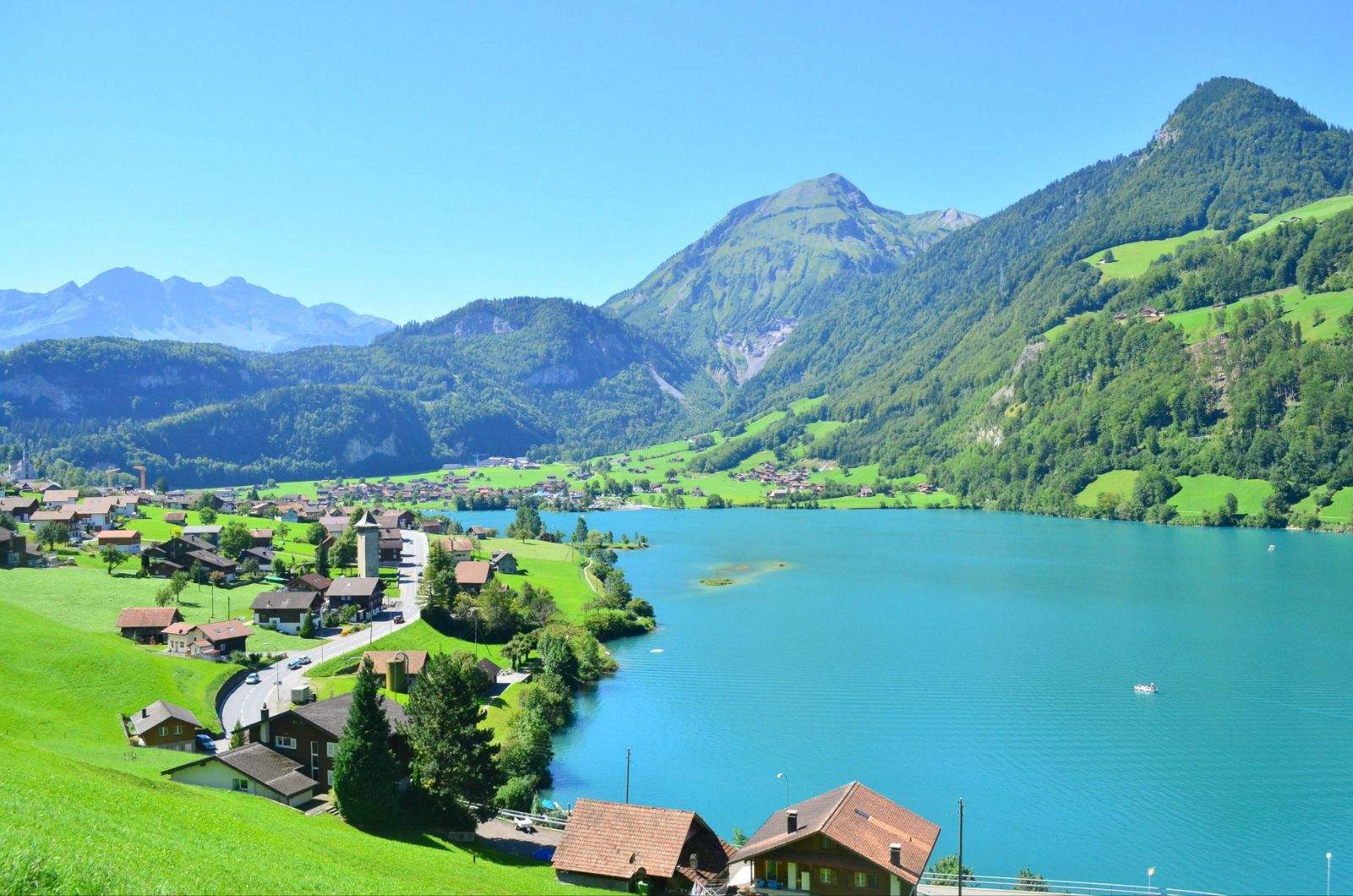 欧洲欢乐足球：瑞士再下一城，提前晋级淘汰赛的简单介绍