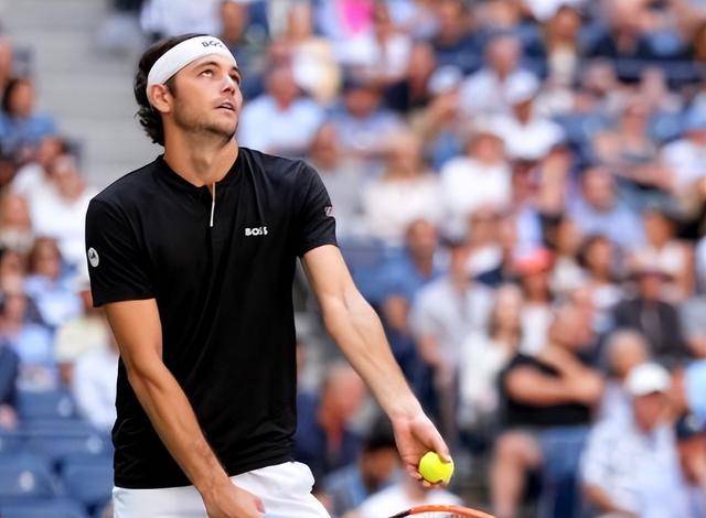 日本网球队完胜美国网球队,兹维列夫爆发神勇的简单介绍 日本网球队完胜美国网球队,兹维列夫爆发神勇的简单介绍