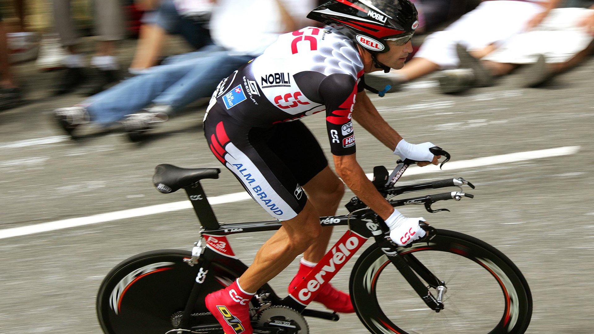 决胜时刻的王者,从火箭升空到奥运接管,乔治的双重奏鸣曲